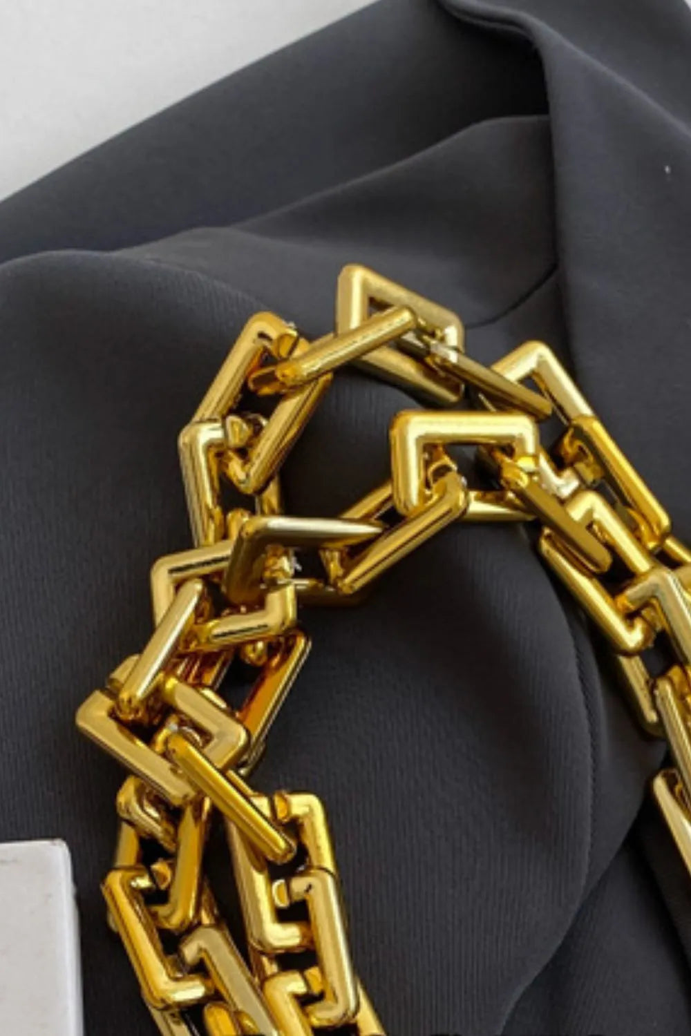 Bubble Texture Chain Handbag eprolo