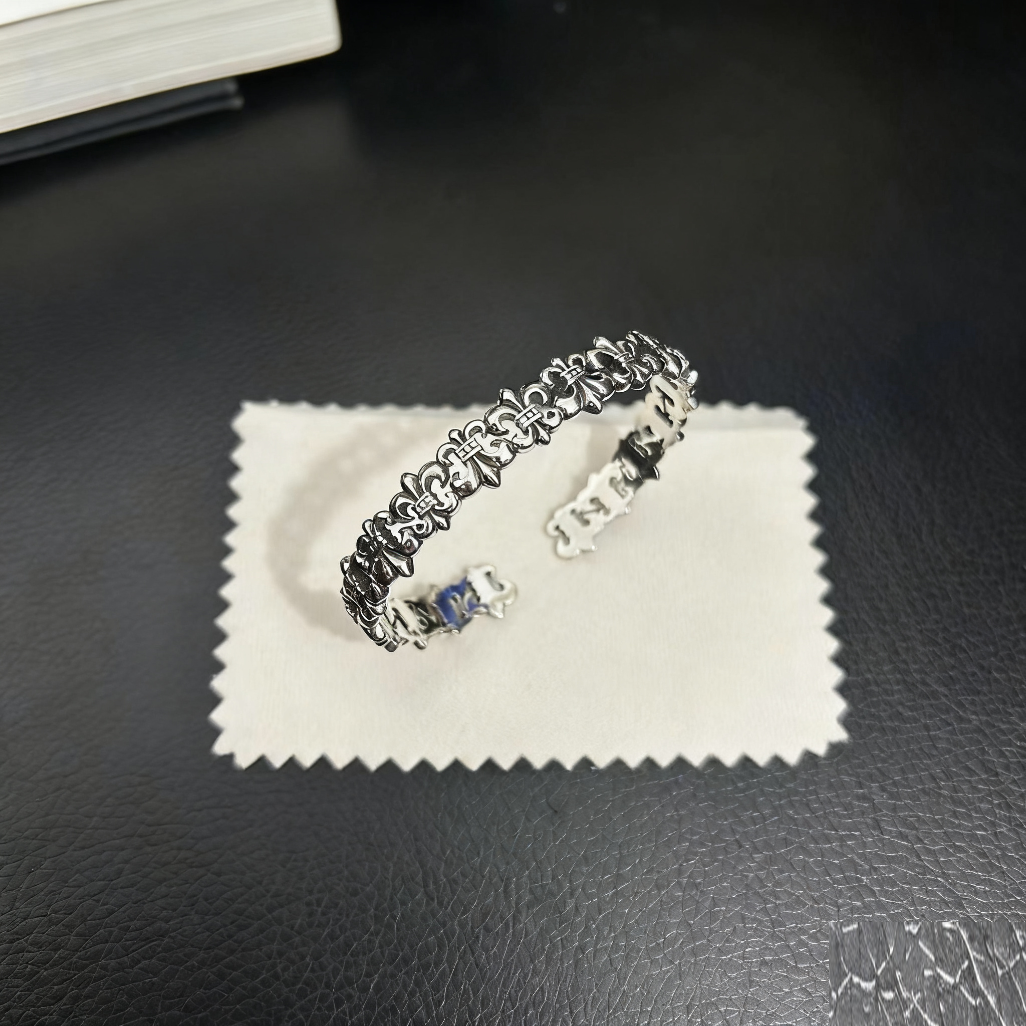 Cross Opening Retro Bracelet Skull Bullet Nail Text Sword Bracelet eprolo