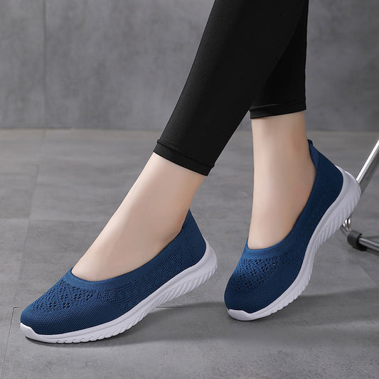 Large size soft soled fly woven women's shoes are breathable and can be easily stepped on in a fashionable single shoe for women eprolo
