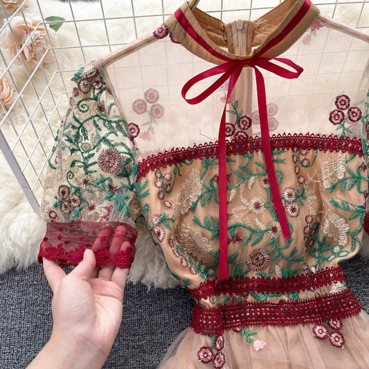 Luxury Court Vintage Embroidered Lace Dress