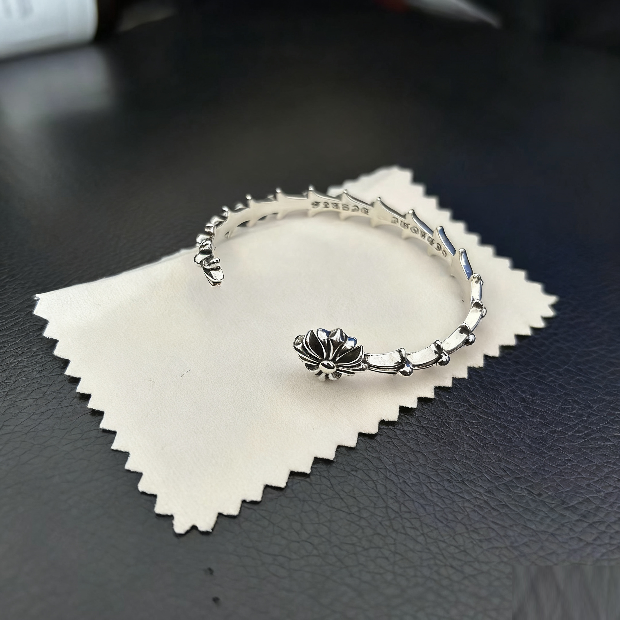 Cross Opening Retro Bracelet Skull Bullet Nail Text Sword Bracelet eprolo