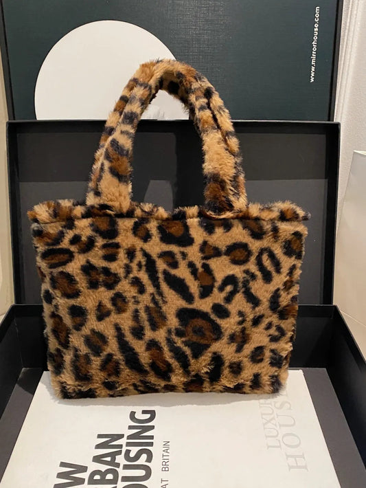 Leopard Fluff Handbag with Zip eprolo