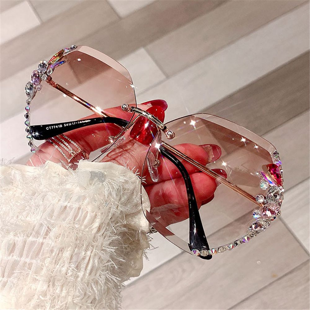 Vintage Rimless Rhinestone UV400 Sunglasses Fashion Brand Designer Sunglasses Retro Cutting Lens Gradient Sun Glass Female Shade eprolo