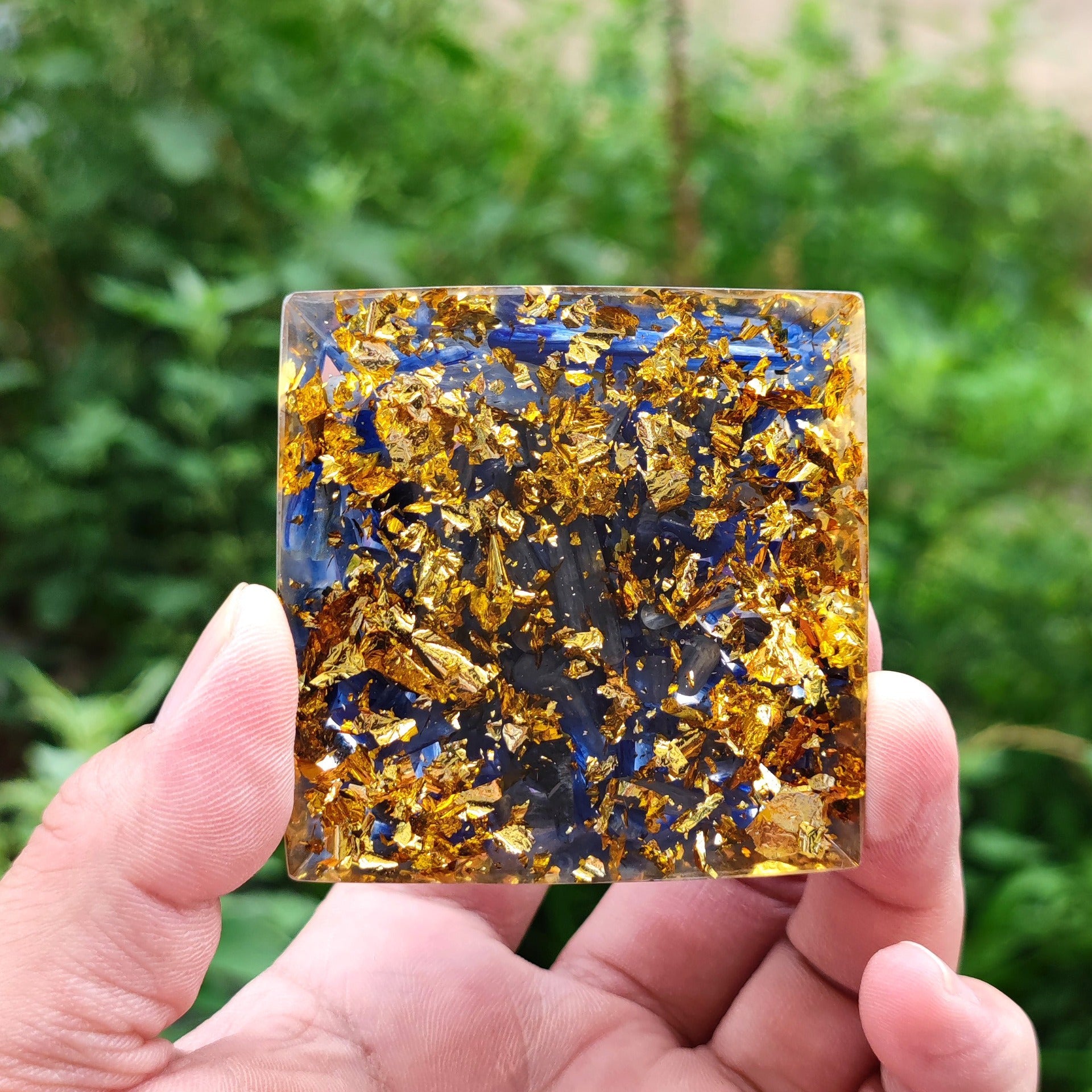 Crystal ball gravel pyramid home crafts resin ornaments desktop ornaments eprolo