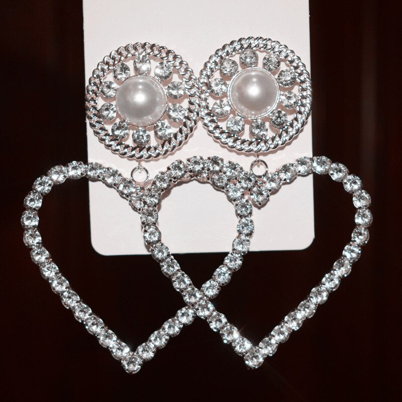 Exaggerated Catwalk Metal Heart Studded Peach Heart Earrings Rhinestone Pearl Heart Earrings eprolo