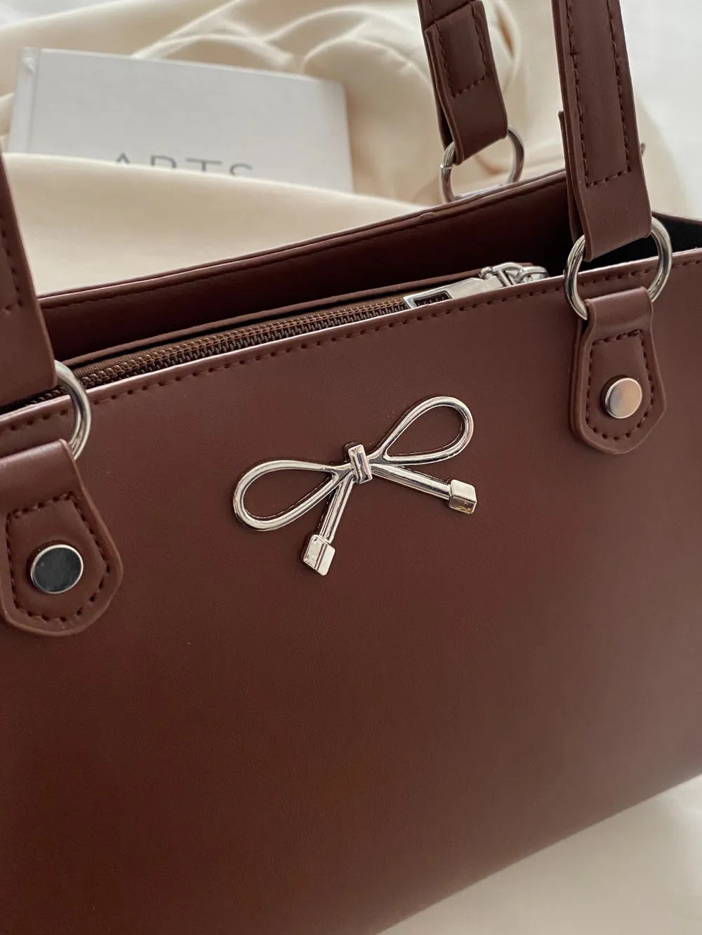 Bow PU Leather Shoulder Bag eprolo