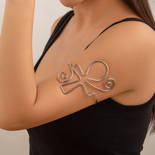 Retro fashion twisted snake shaped exaggerated wristband Leg Chain irregular winding closed loop eprolo