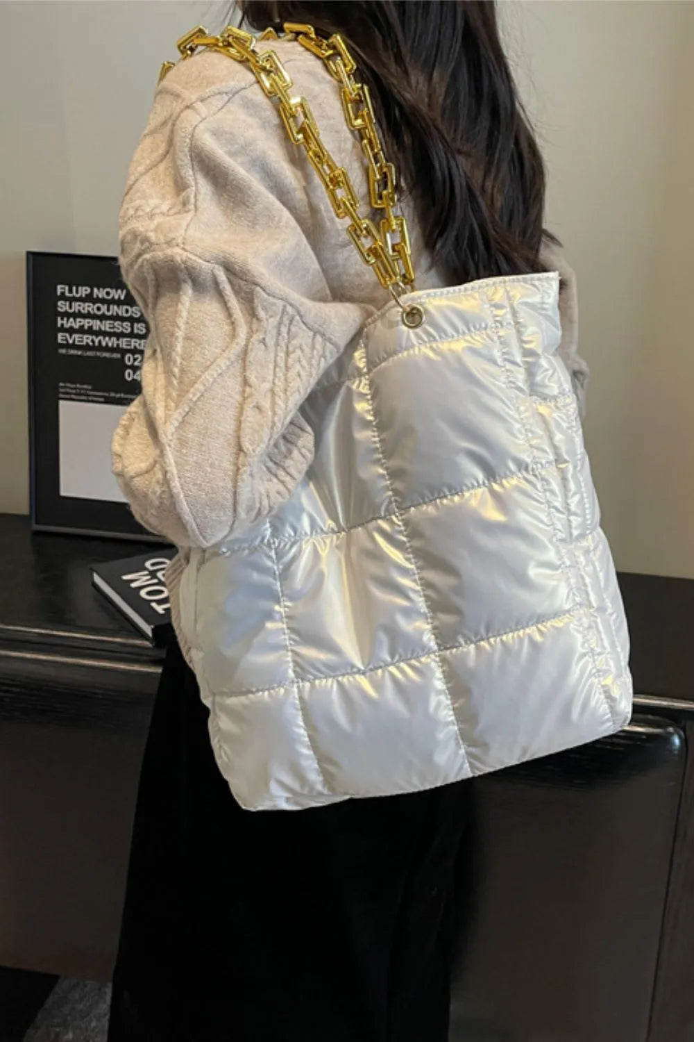 Bubble Texture Chain Handbag eprolo