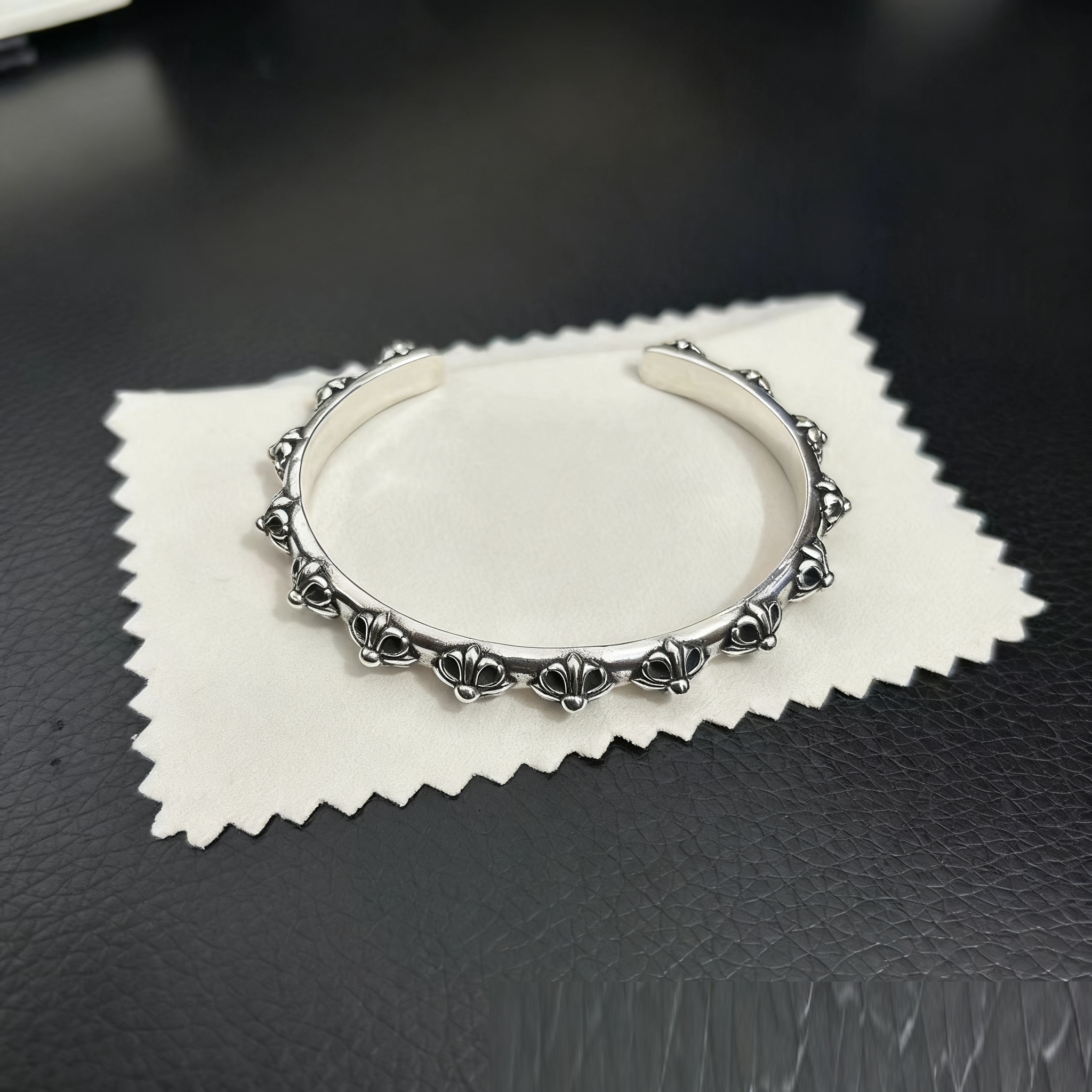 Cross Opening Retro Bracelet Skull Bullet Nail Text Sword Bracelet eprolo