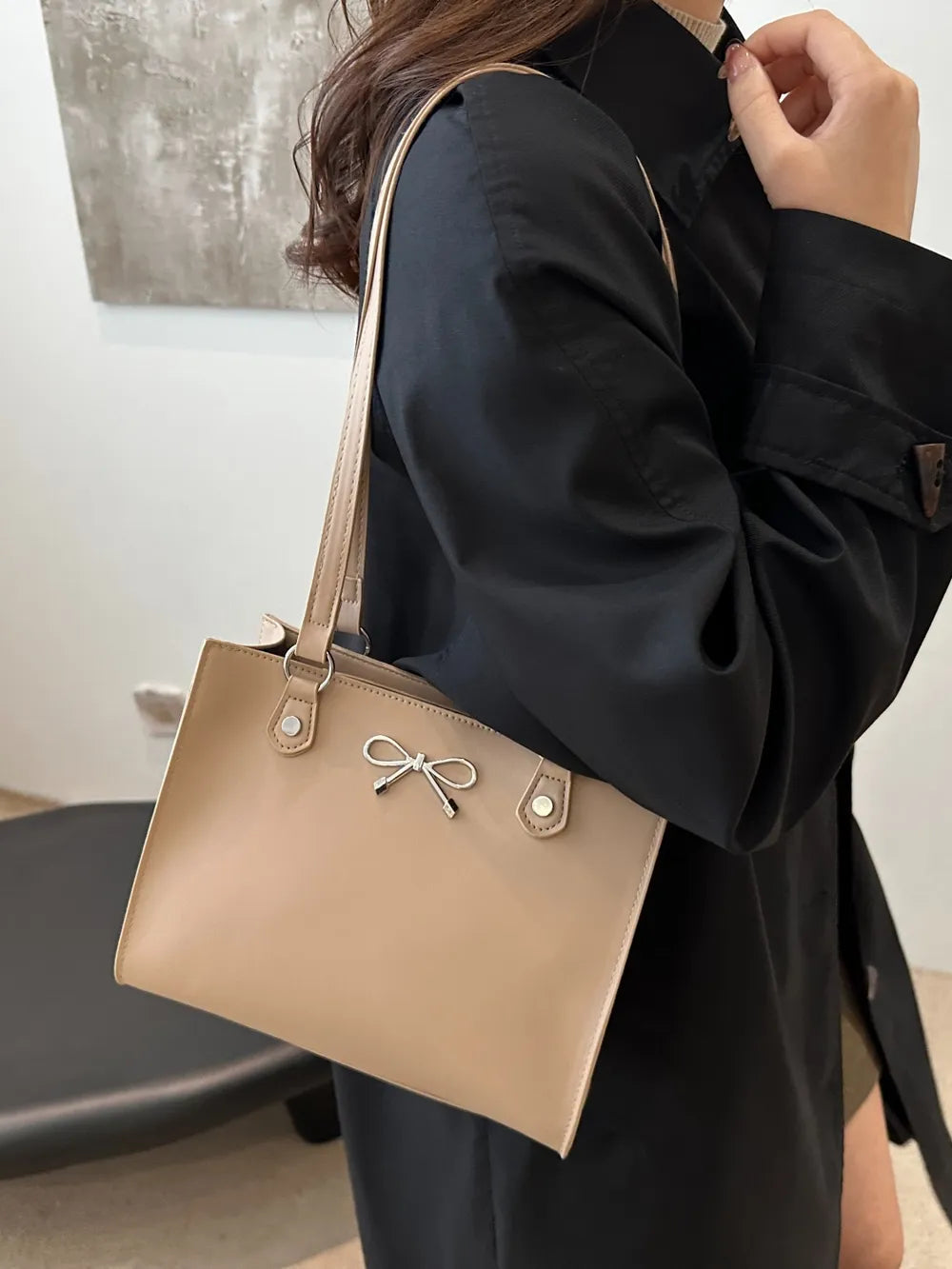 Bow PU Leather Shoulder Bag eprolo