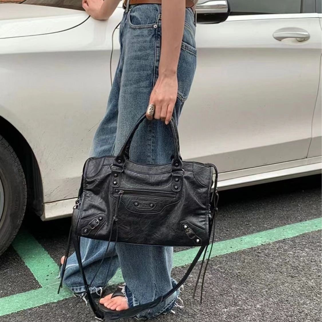 Rivet motorcycle bag ABG hot girl bag high-end large-capacity shoulder bag that can be carried diagonally or by hand eprolo