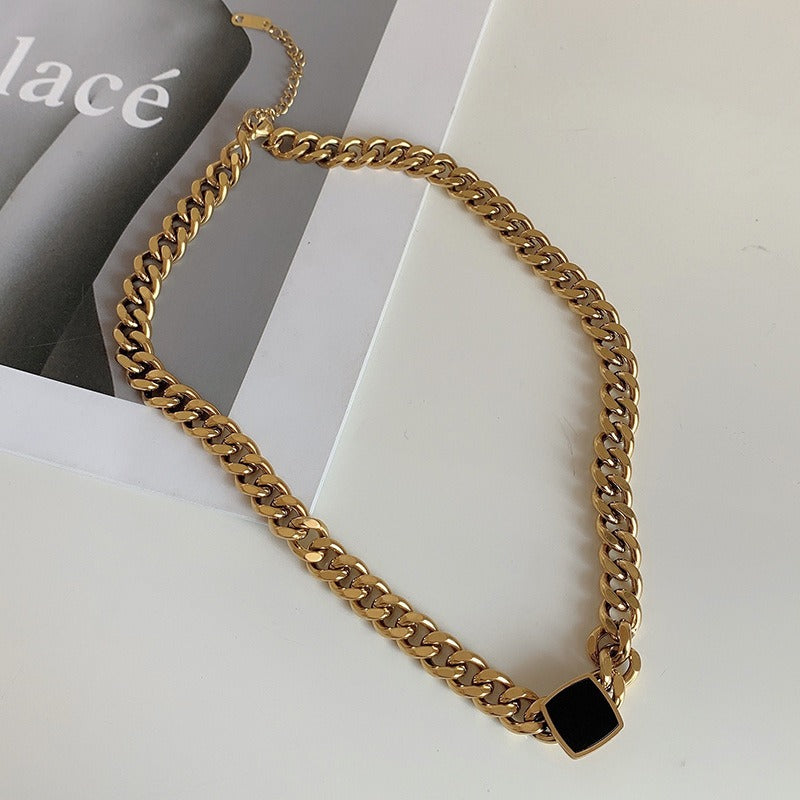 Titanium steel thick chain necklace, black square collarbone chain, neck chain, female eprolo