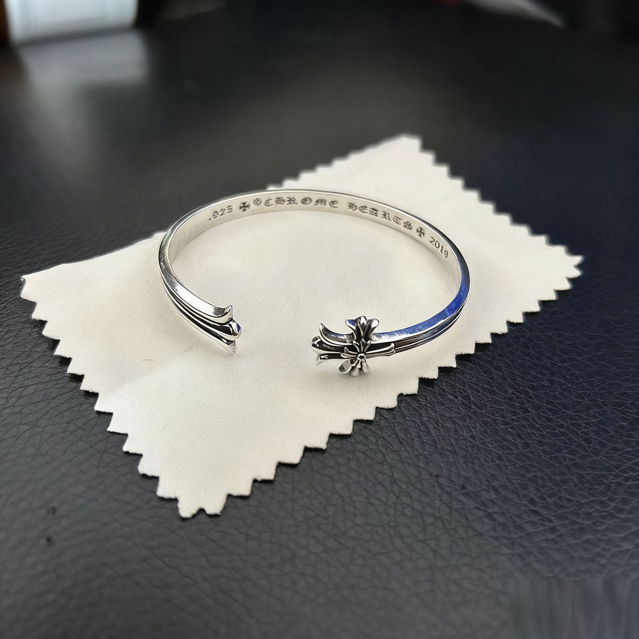 Cross Opening Retro Bracelet Skull Bullet Nail Text Sword Bracelet eprolo