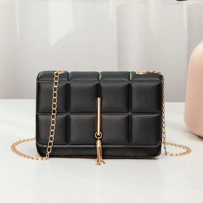 Fashionable Women's PU Leather Chain Messenger Bag