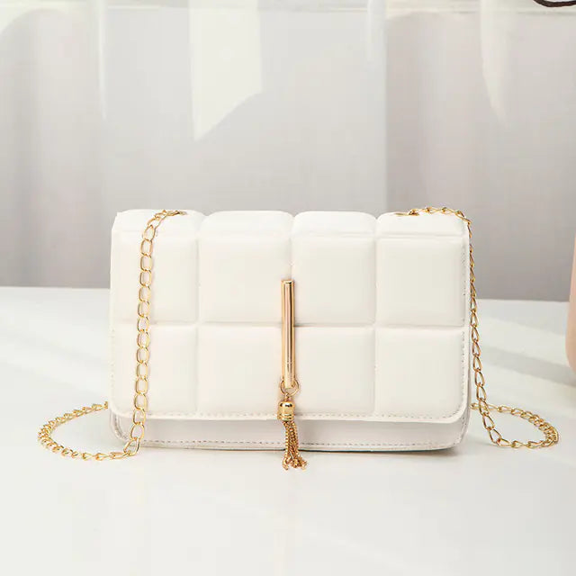 Fashionable Women's PU Leather Chain Messenger Bag