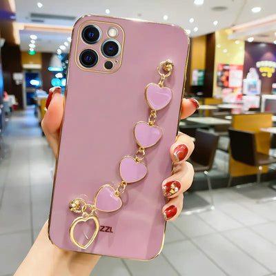 Stylish iPhone 15 Pro Max Case with Heart Bracelet